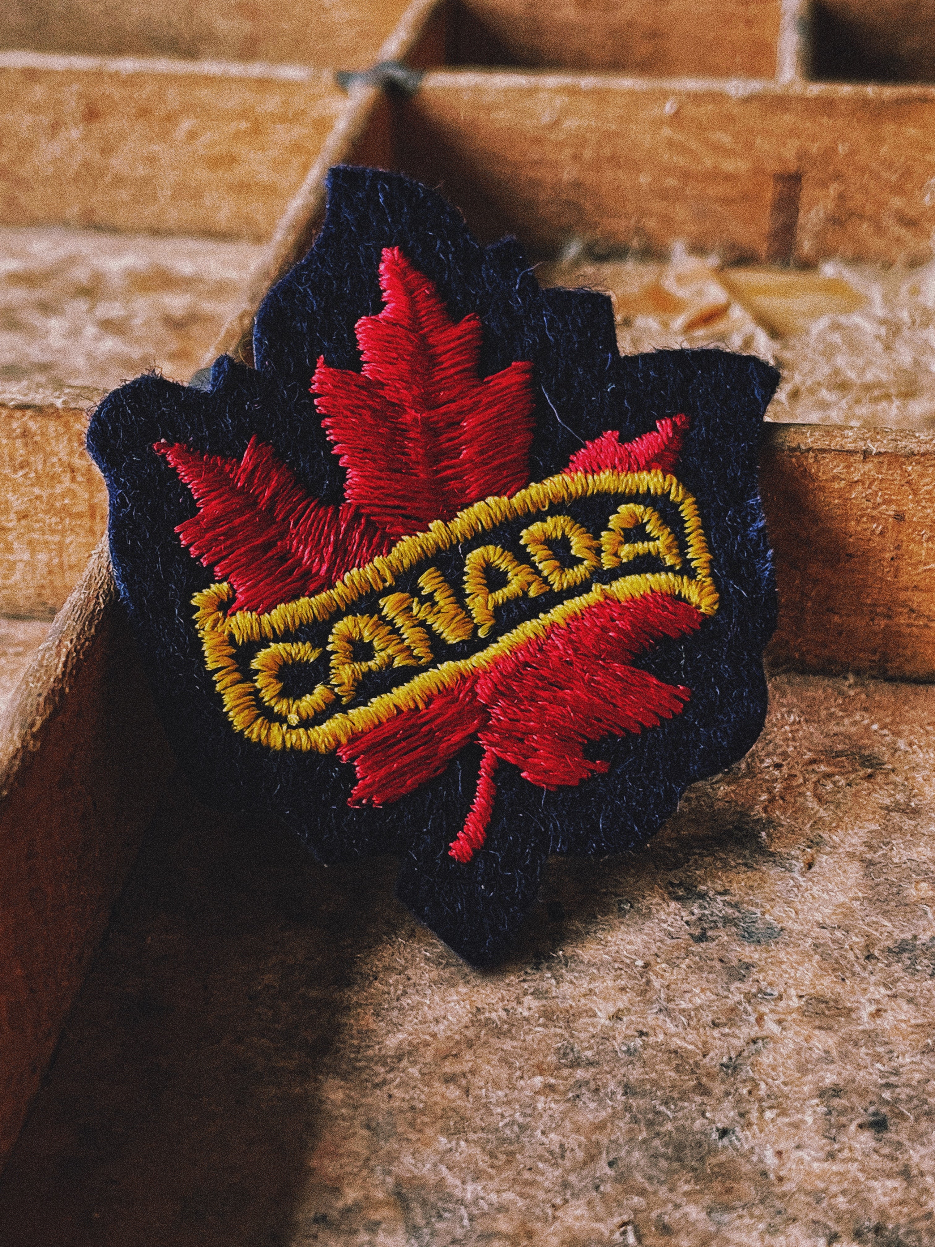 Canada - Écusson vintage made in USA by "Voyager"