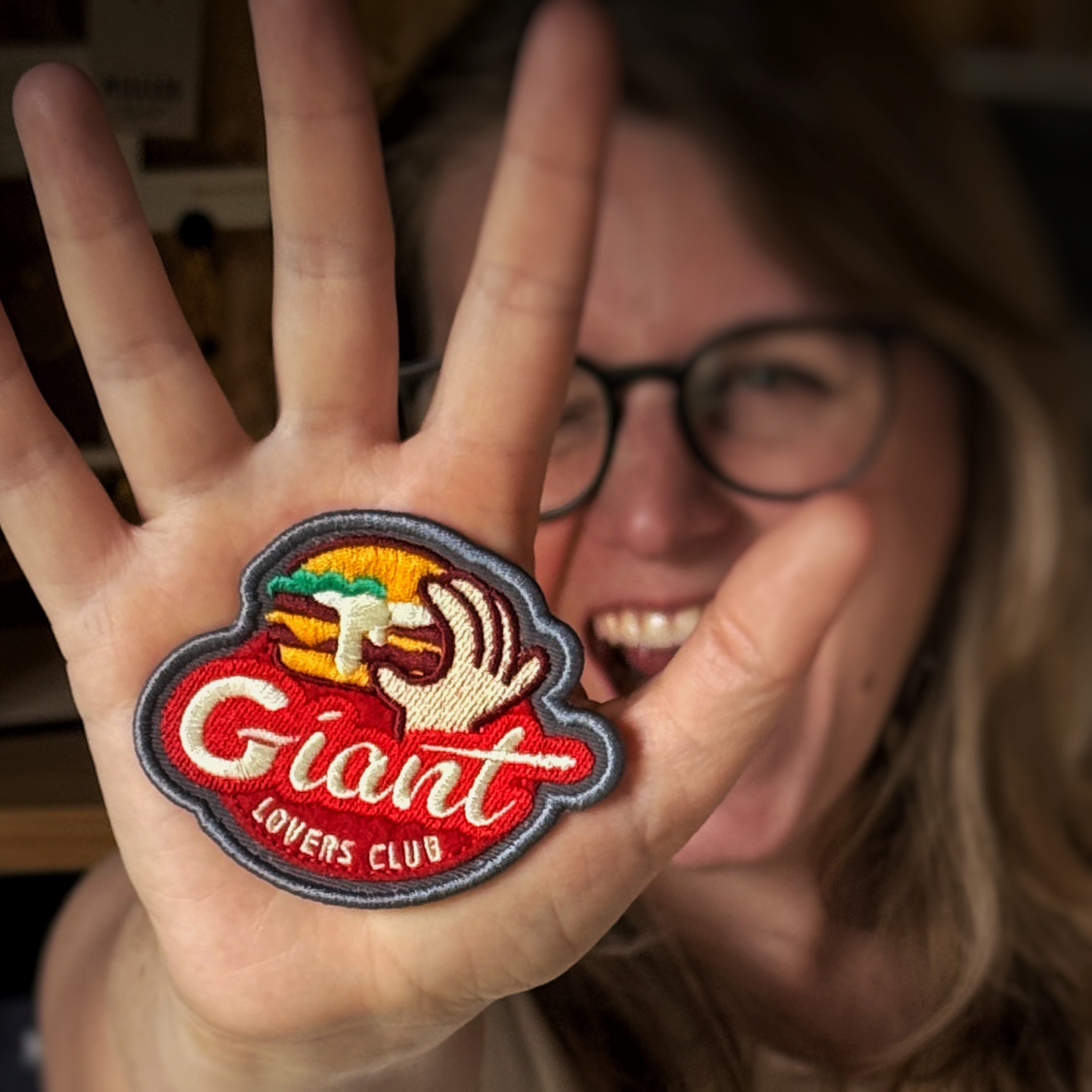 GIANT LOVERS CLUB - édition limitée QUICK x MIRADOR 🍔 - Patch/Broche