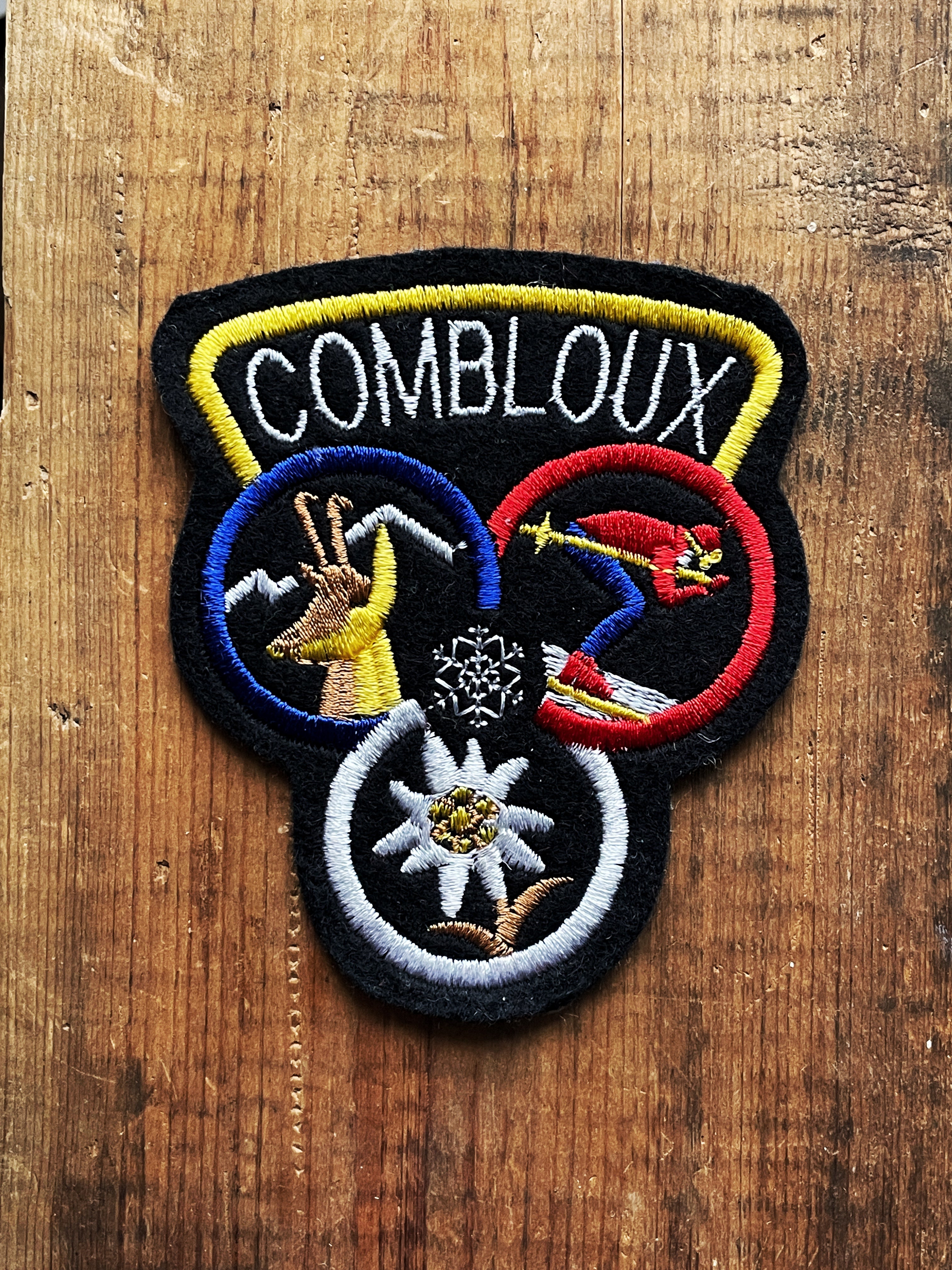 Combloux- Écusson vintage