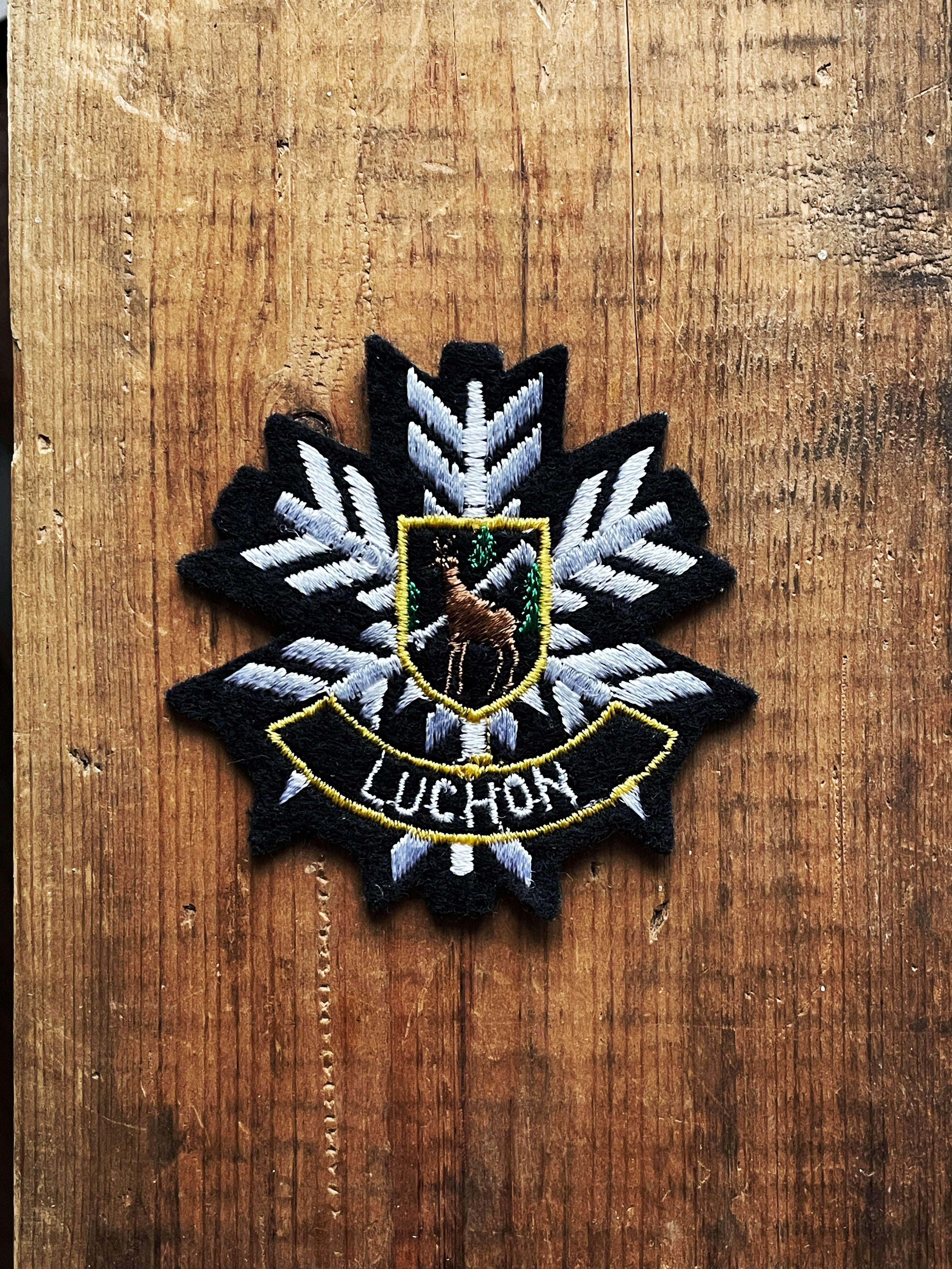 Luchon - Écusson vintage