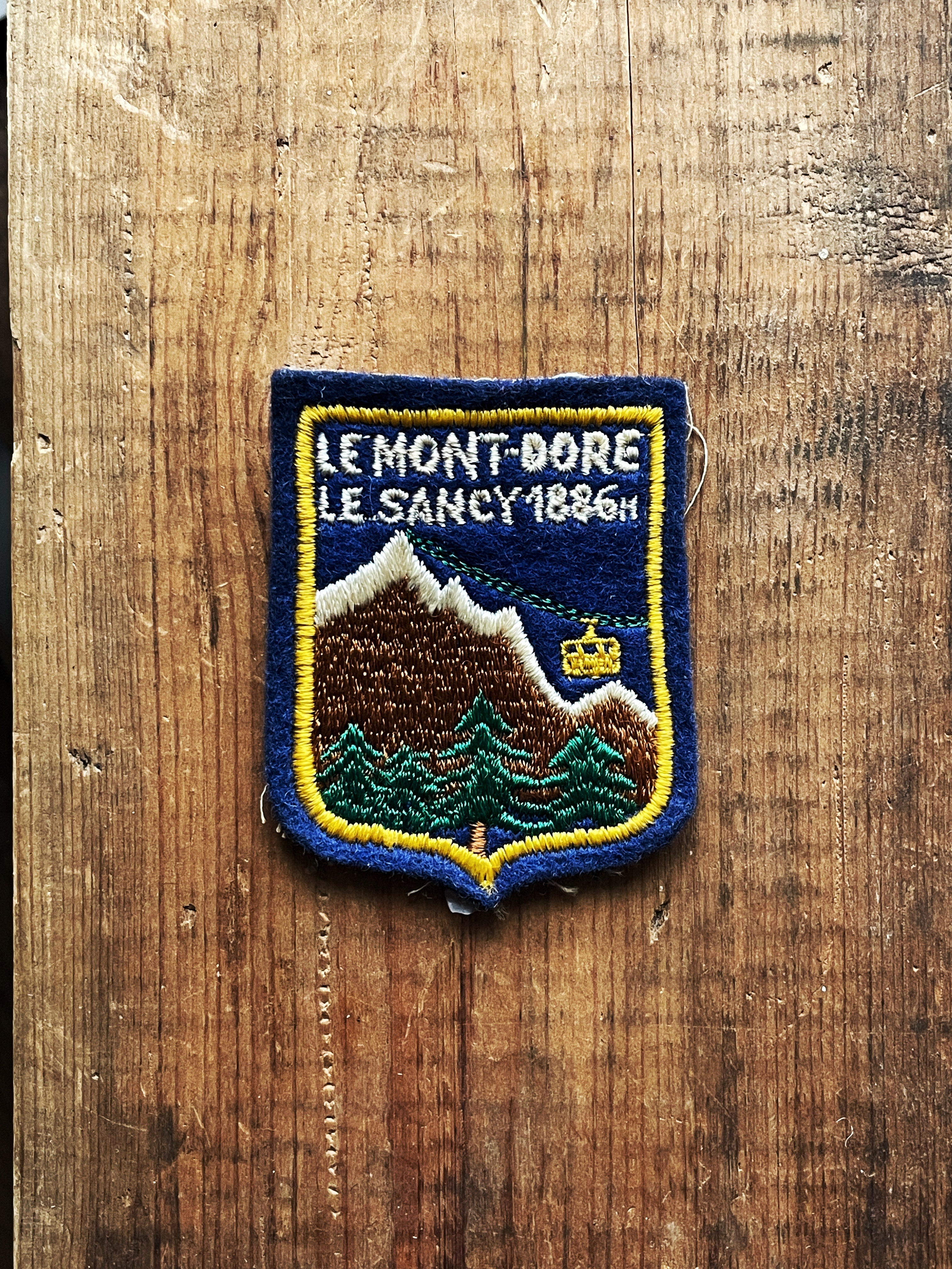 Le Mont d'Or - Le Sancy - Écusson vintage