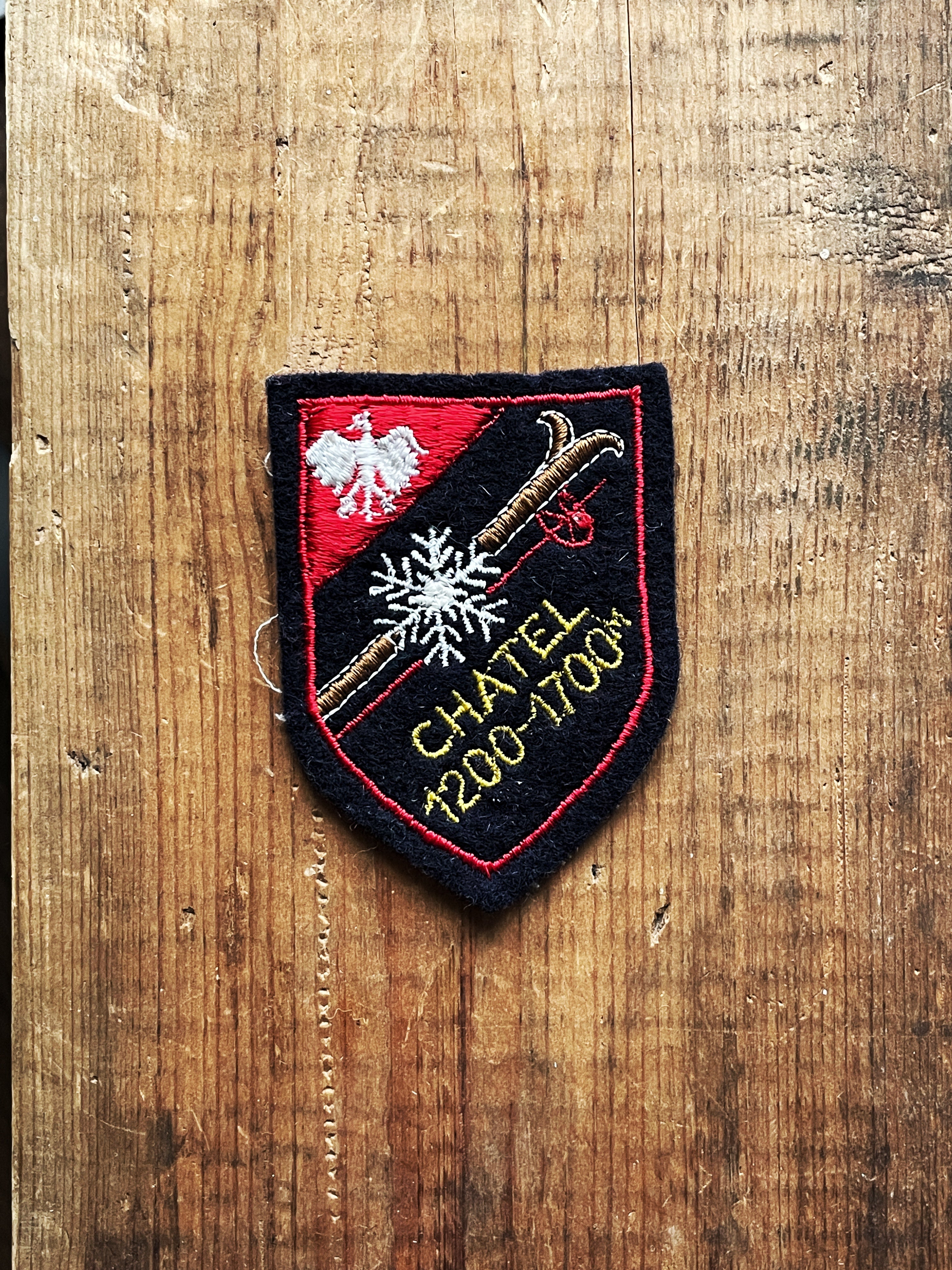 Chatel - Écusson vintage