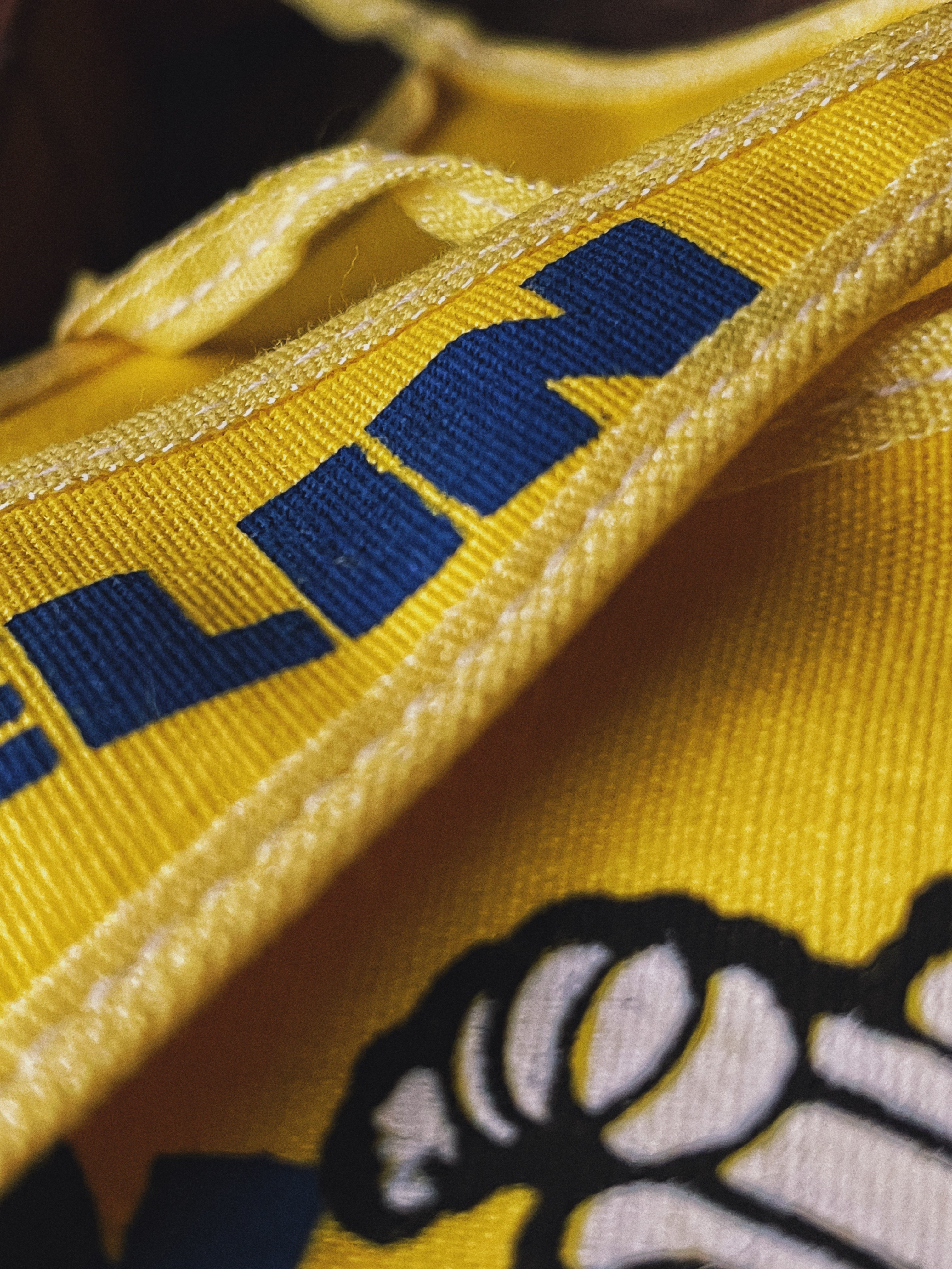 Fanion vintage "Michelin" - Fabriqué en Belgique