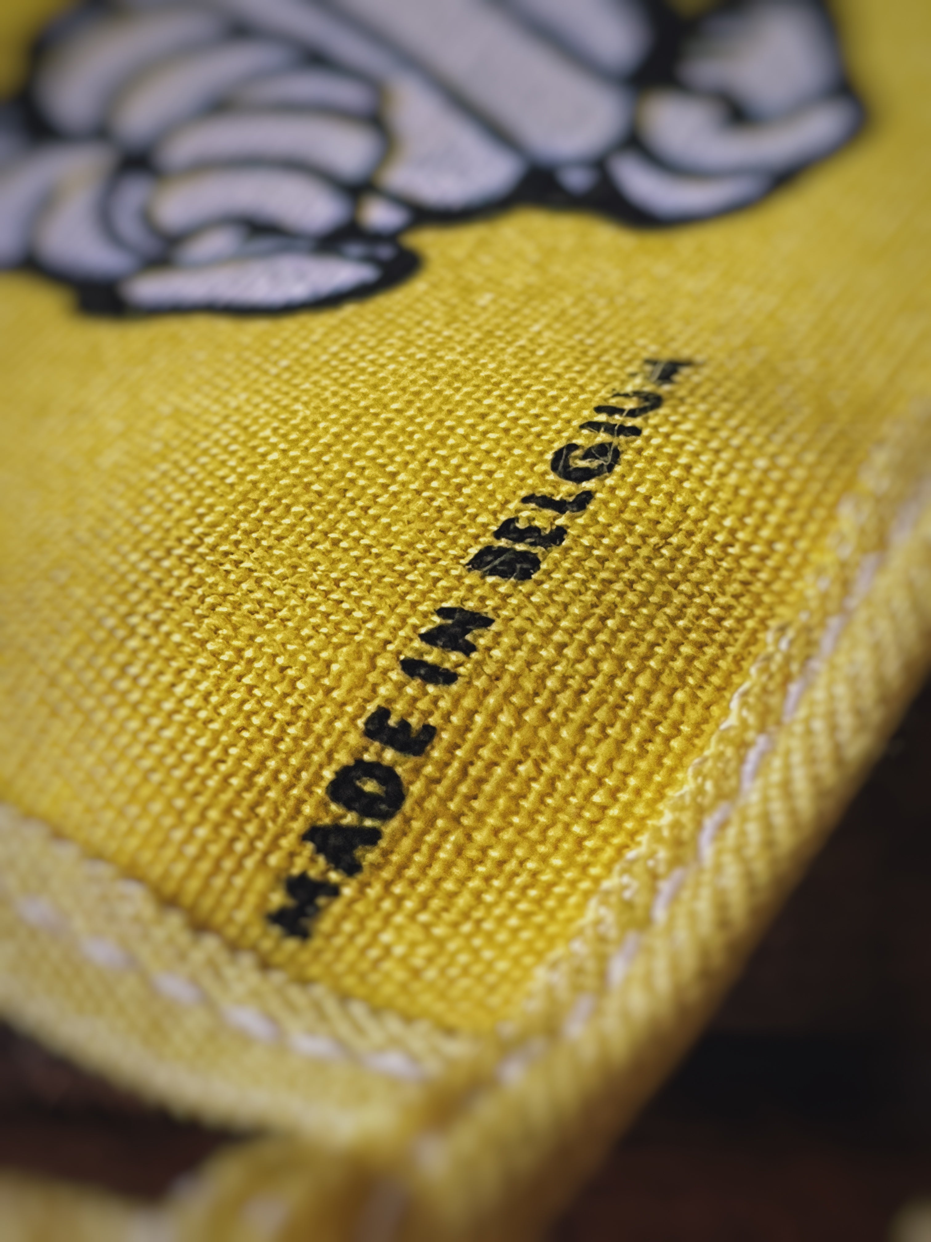 Fanion vintage "Michelin" - Fabriqué en Belgique