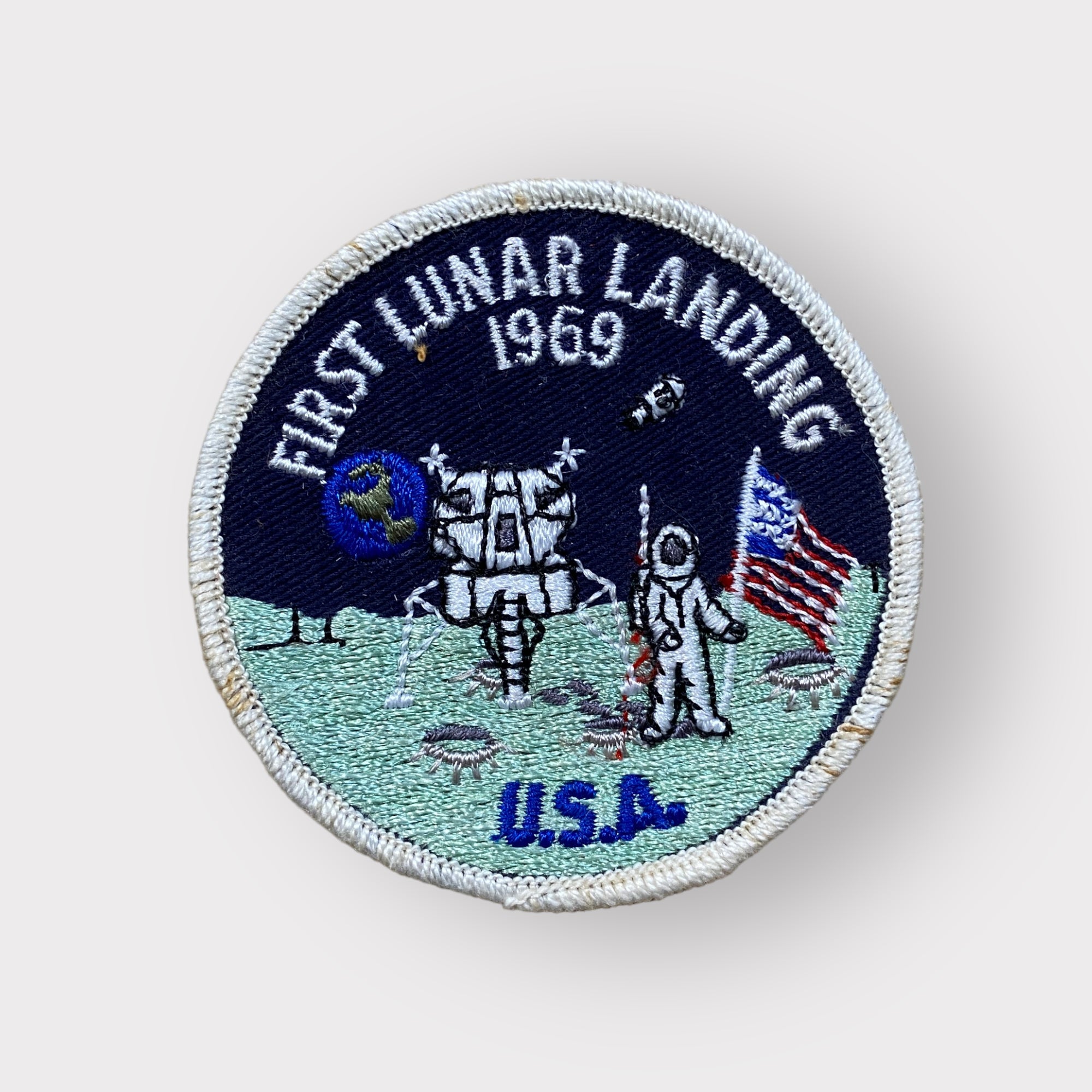 First lunar landing - Écusson NASA vintage