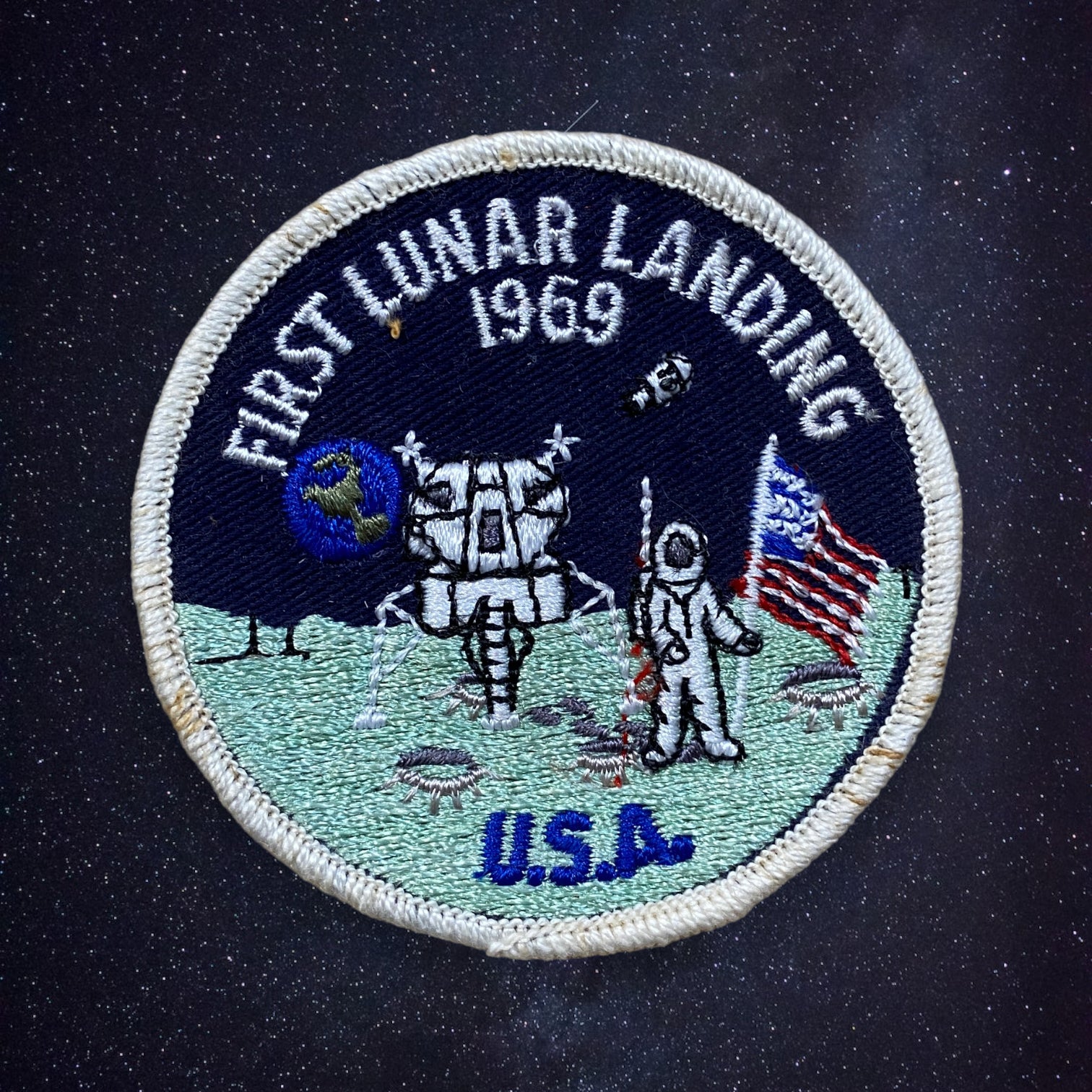 First lunar landing - Écusson NASA vintage