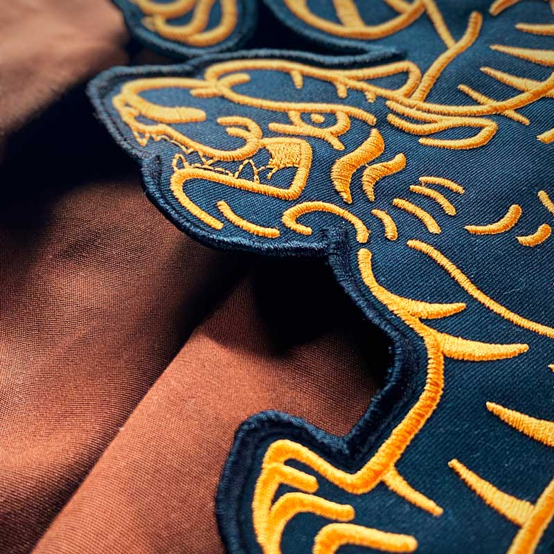 BIG patch "TIGRE RUGISSANT"